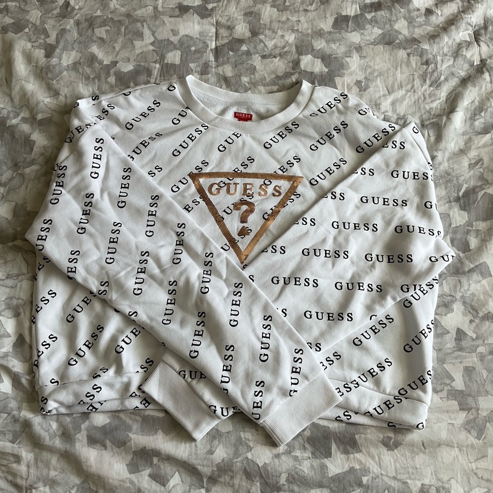 GUESS White Logo Women’s Sweater